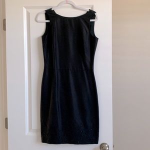 Black sleeveless V Back Dress